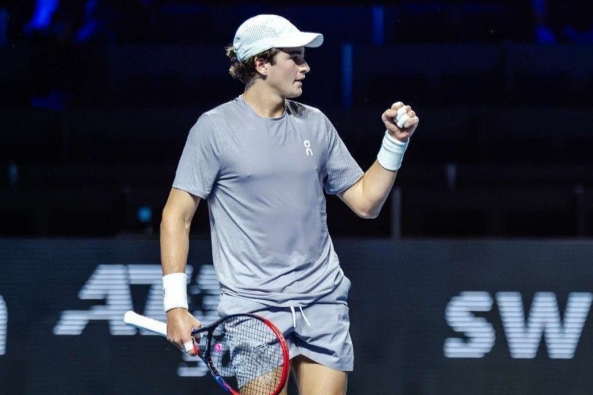 João Fonseca vence partida de tênis e avança para final do ATP 500 na Basileia