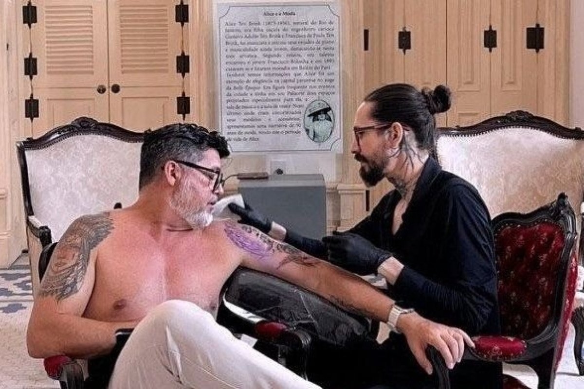 Diretor de Cultura de Belém é exonerado após fazer tatuagem dentro do Palacete Bolonha