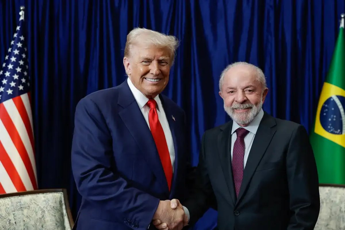 Tarifas podem ser negociadas muito rapidamente, diz Trump sobre reunião com Lula
