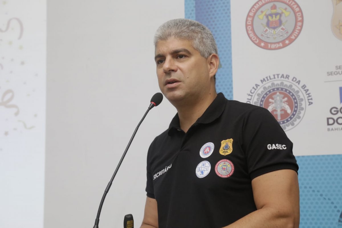 Chefe da SSP diz que é preciso reorganizar disposição dos ambulantes no carnaval