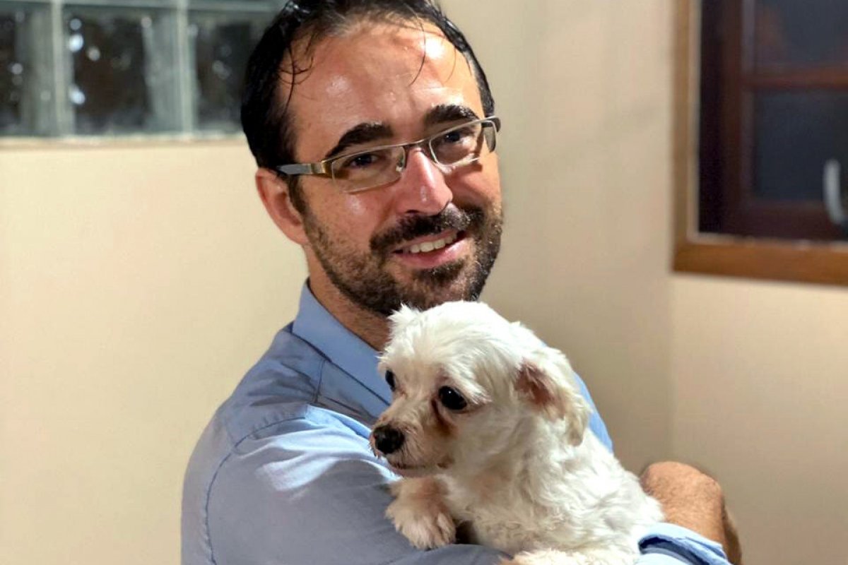 Deputado de SP vira campeão de emenda para pasta ambiental turbinando ONG de castração de pets