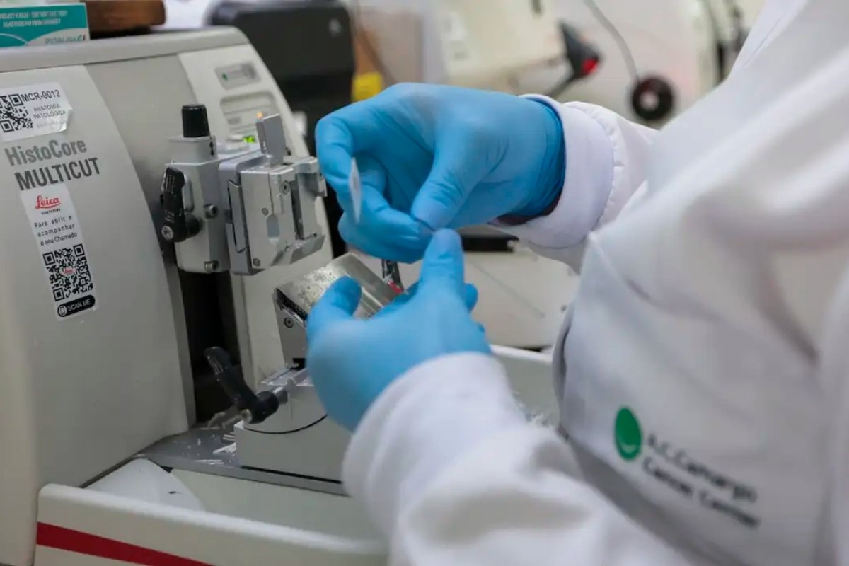Cura de câncer de próstata pode chegar a até 98%