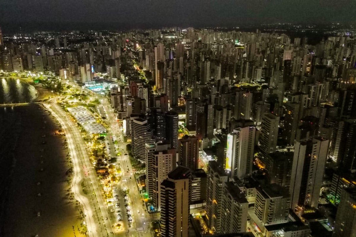 Réveillon de Fortaleza 2026 deve garantir 95% de ocupação hoteleira e atrair mais de 700 mil turistas!