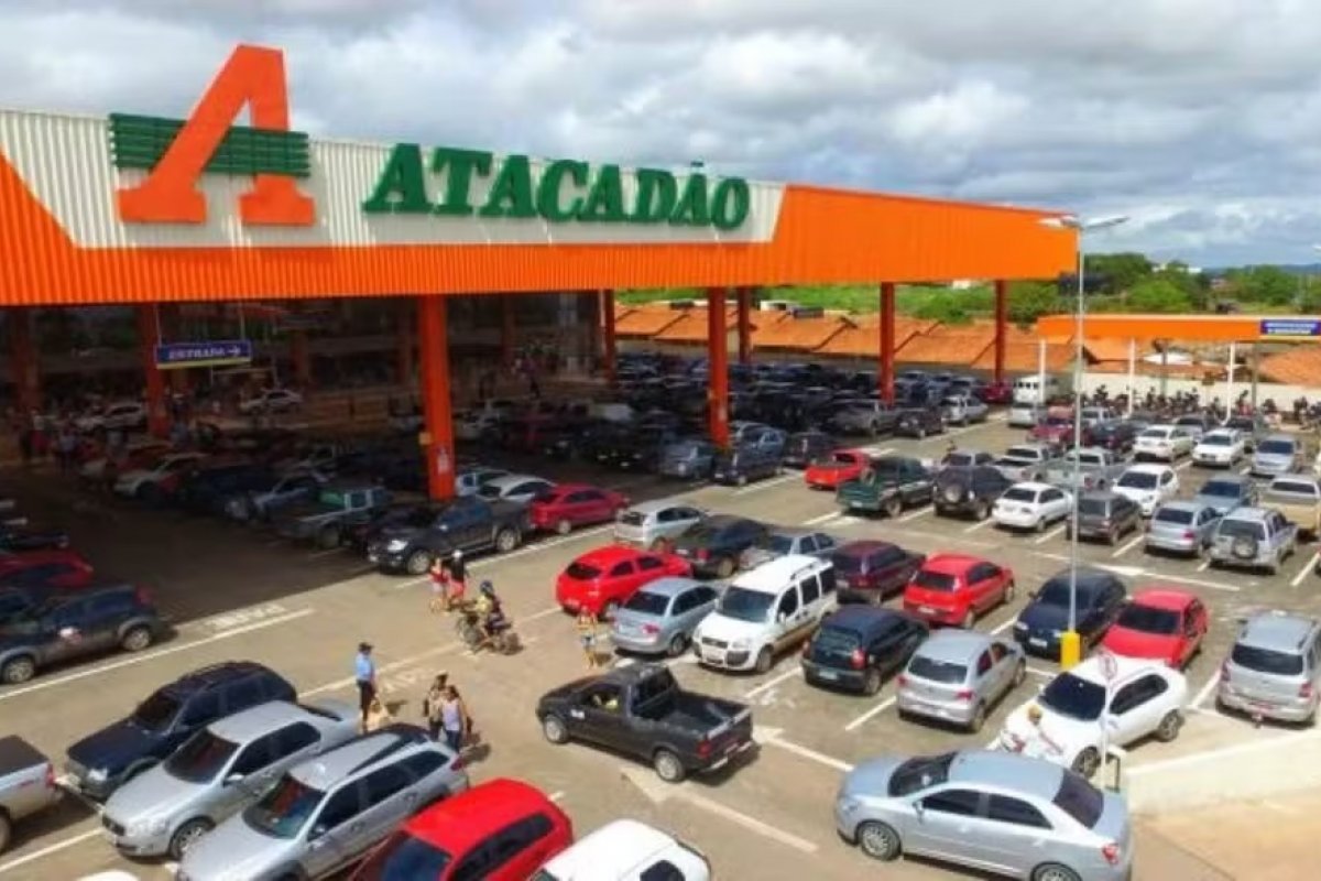 Rede de supermercados oferece mais de 150 vagas de emprego na Bahia; saiba como se inscrever