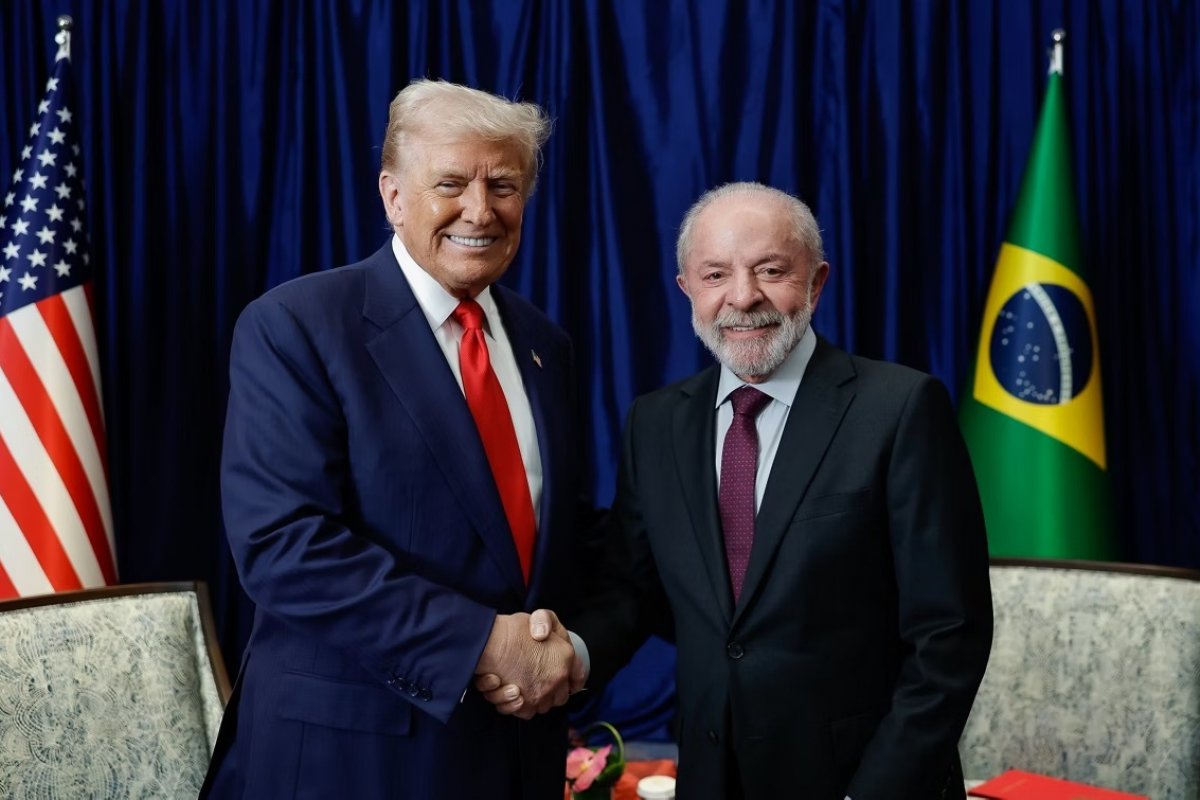 Foto de Lula e Trump bate recorde de visualização e engajamento nas redes sociais do petista