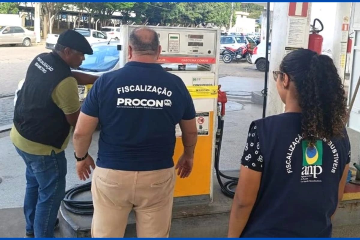 Postos de gasolina são interditados e notificados por fraude em bombas na Bahia