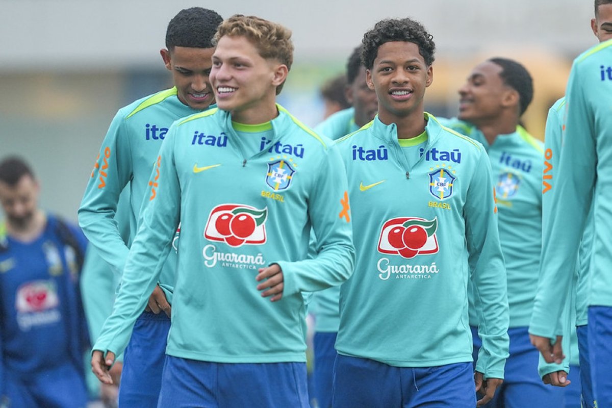 Brasil aparece na segunda posição entre países que mais faturaram com vendas de jogadores; confira lista