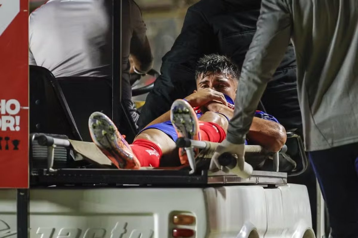 Após lesão, Sanabria só volta a jogar pelo Bahia em 2026; Gilberto volta antes Após lesão, Sanabria só volta a jogar pelo Bahia em 2026; Gilberto volta antes