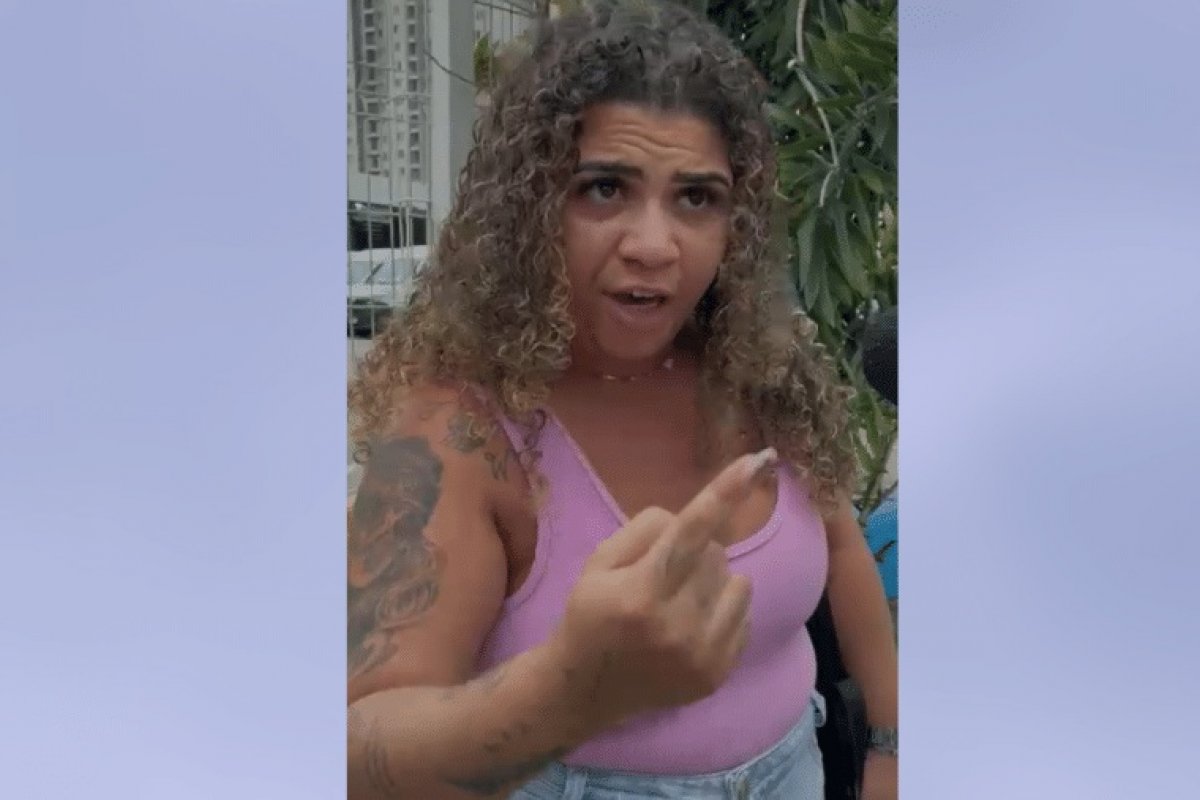 'Arrancaram a cabeça do meu sobrinho', diz moradora do Complexo do Alemão