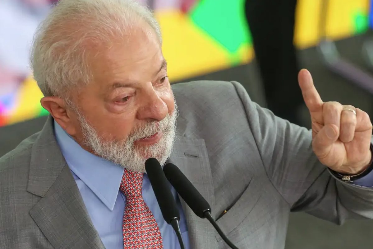 "Precisamos de um trabalho coordenado que atinja a espinha dorsal do tráfico", diz Lula sobre o combate ao crime organizado no Brasil