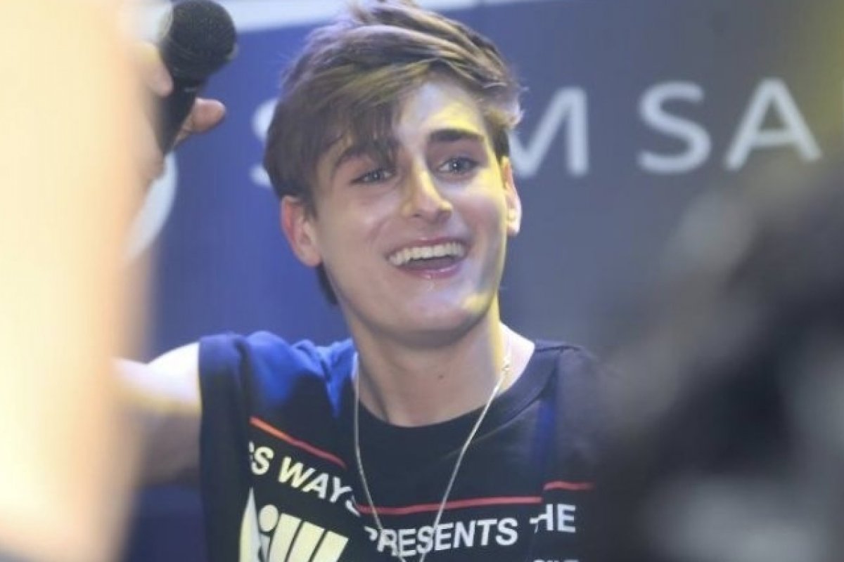 Novo single e shows em São Paulo marcam o grande momento de Sam Sabbá!