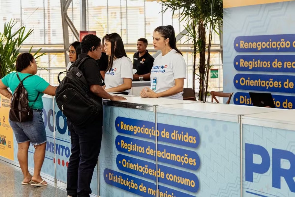 Procon inicia atendimento itinerante na Estação Pirajá, em Salvador