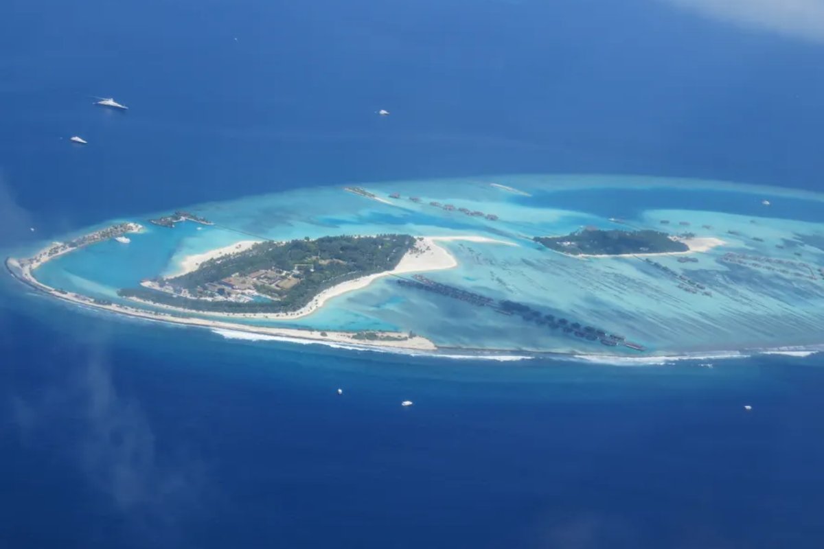 Maldivas proíbem fumo para nascidos a partir de 2007; entenda