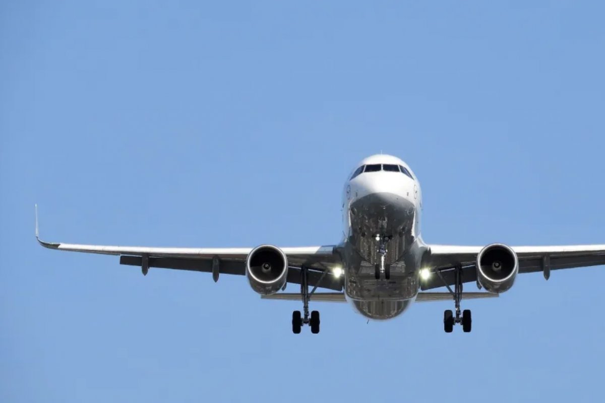 Passageiro de 74 anos morre após voo apresentar falha técnica em MG