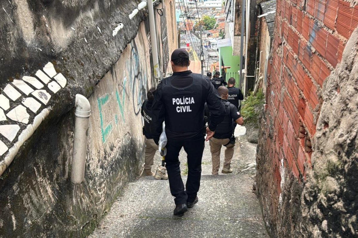 Mais de 30 pessoas são presas em Operação na Bahia contra facção do Rio de Janeiro 