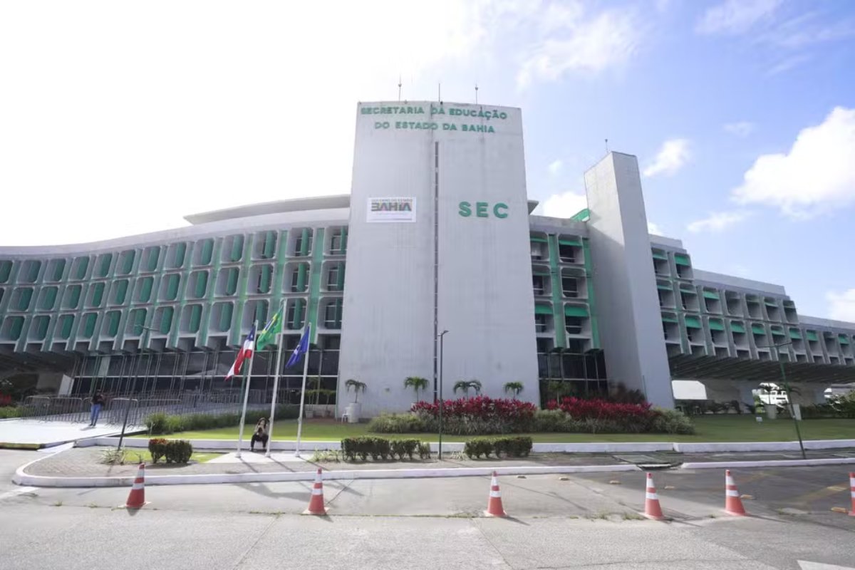 Suposta tentativa de envenenamento contra professoras é investigada pela polícia em Salvador