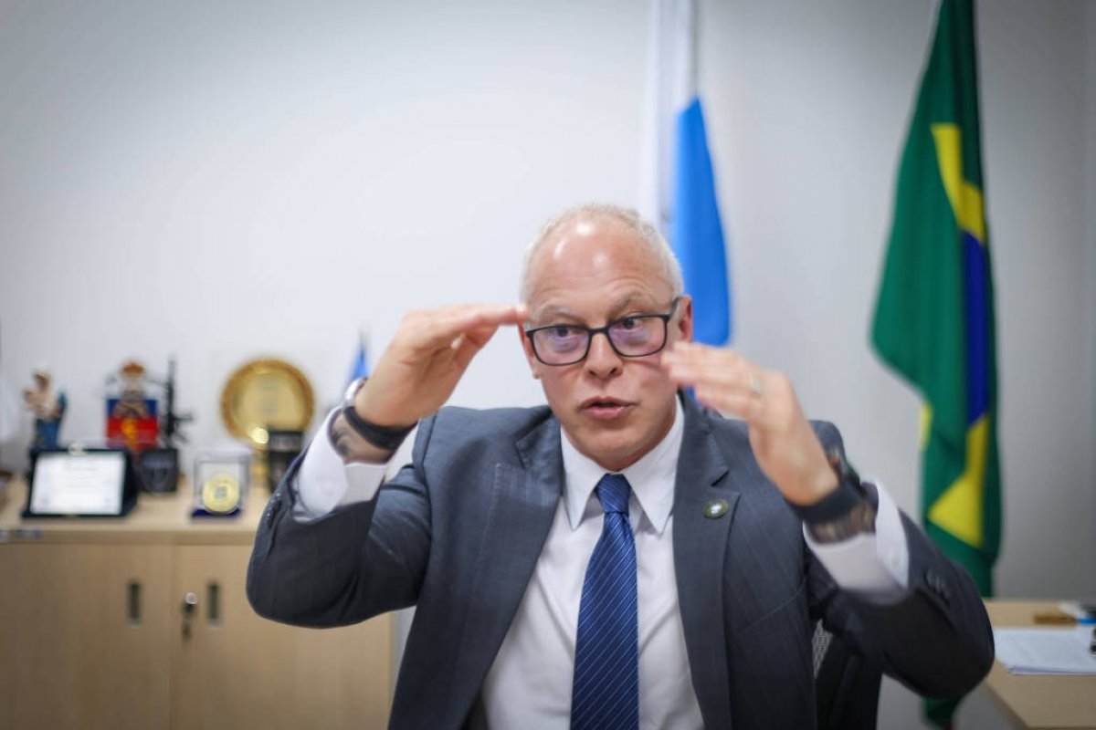 Foco nunca foi prender líderes, mas pegar dados para asfixiar facção, diz secretário do RJ