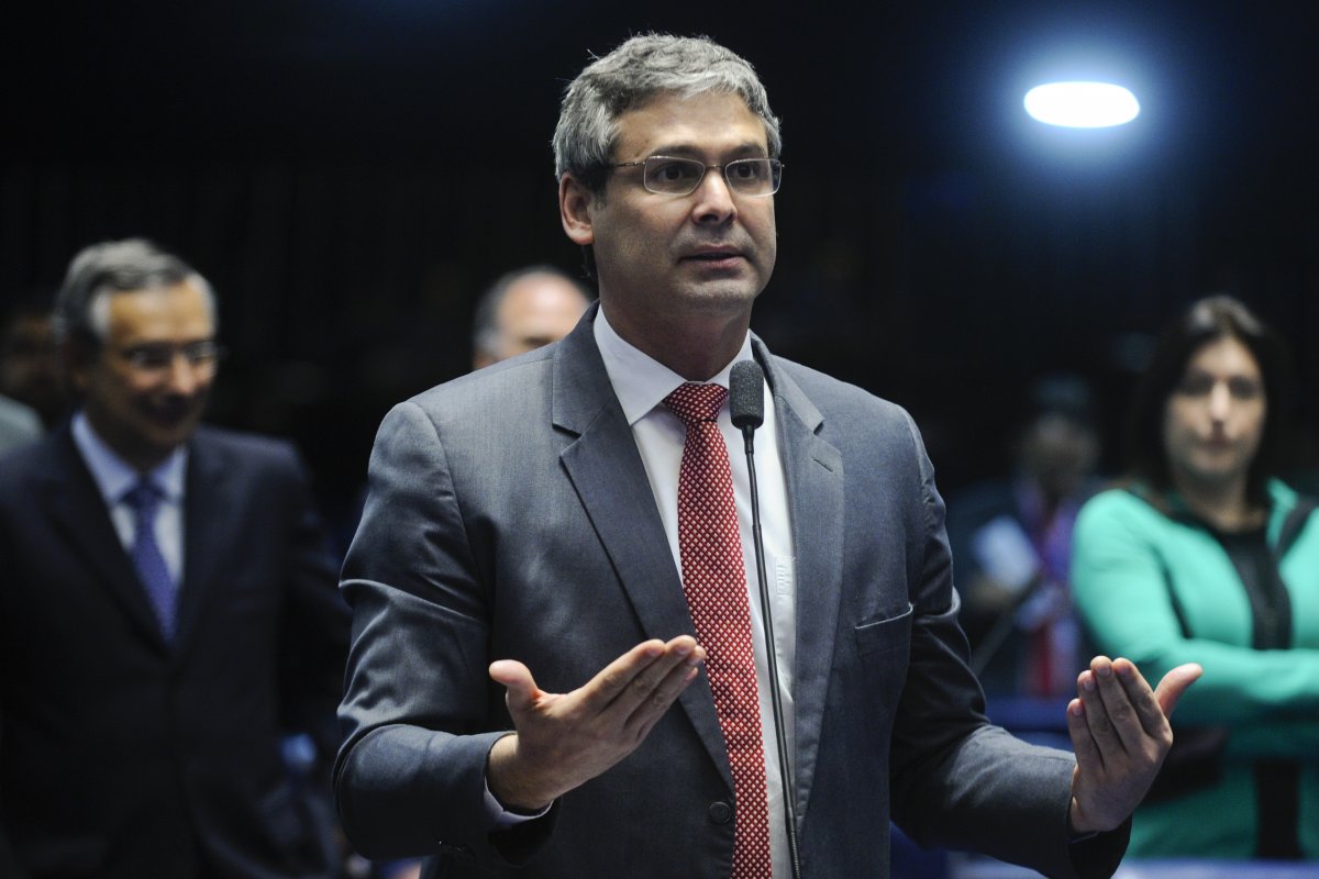 Lindbergh Farias, líder do PT, diz que escolha de Derrite como relator do projeto antifacção do governo é um "desrespeito com o presidente Lula"