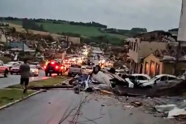 [Governo federal anuncia ajuda humanitária para região destruída por ciclone no Paraná]
