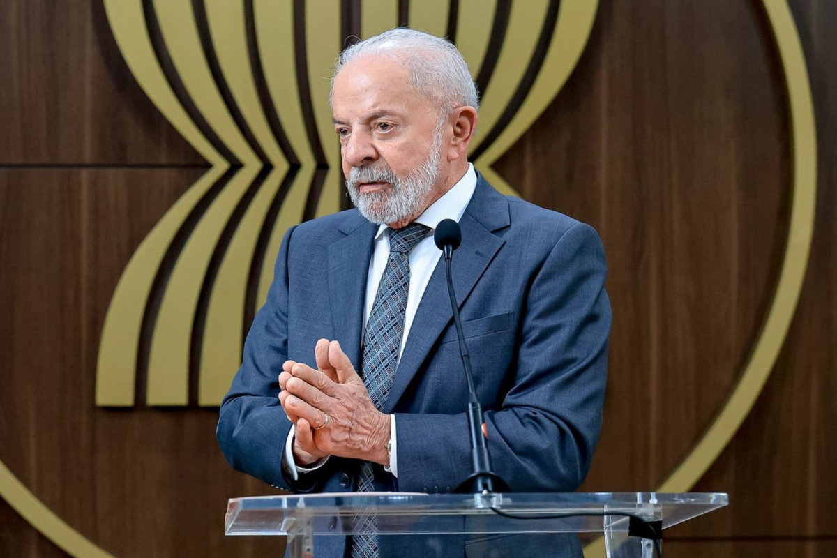 Antes da COP30, Lula participa de encontro entre América Latina, Caribe e União Europeia na Colômbia