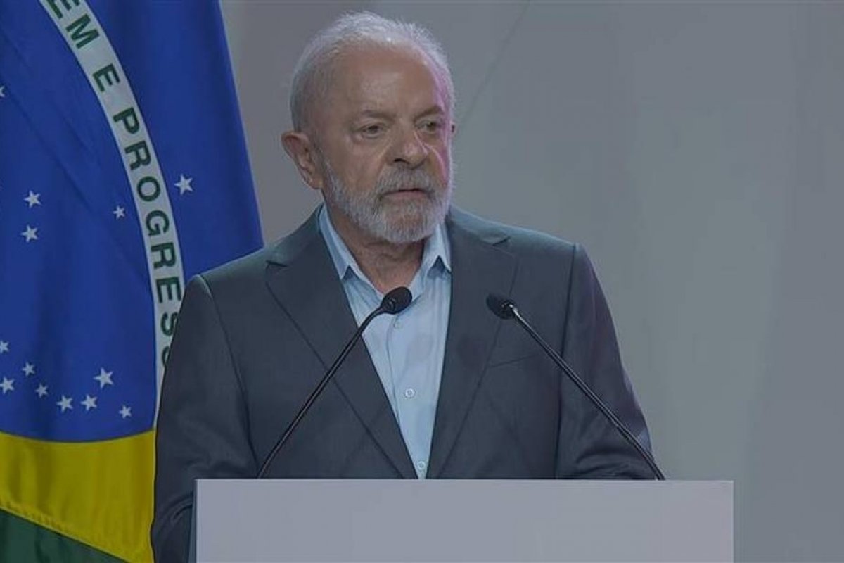 Lula critica "homens que fazem guerra" e não estão na COP30
