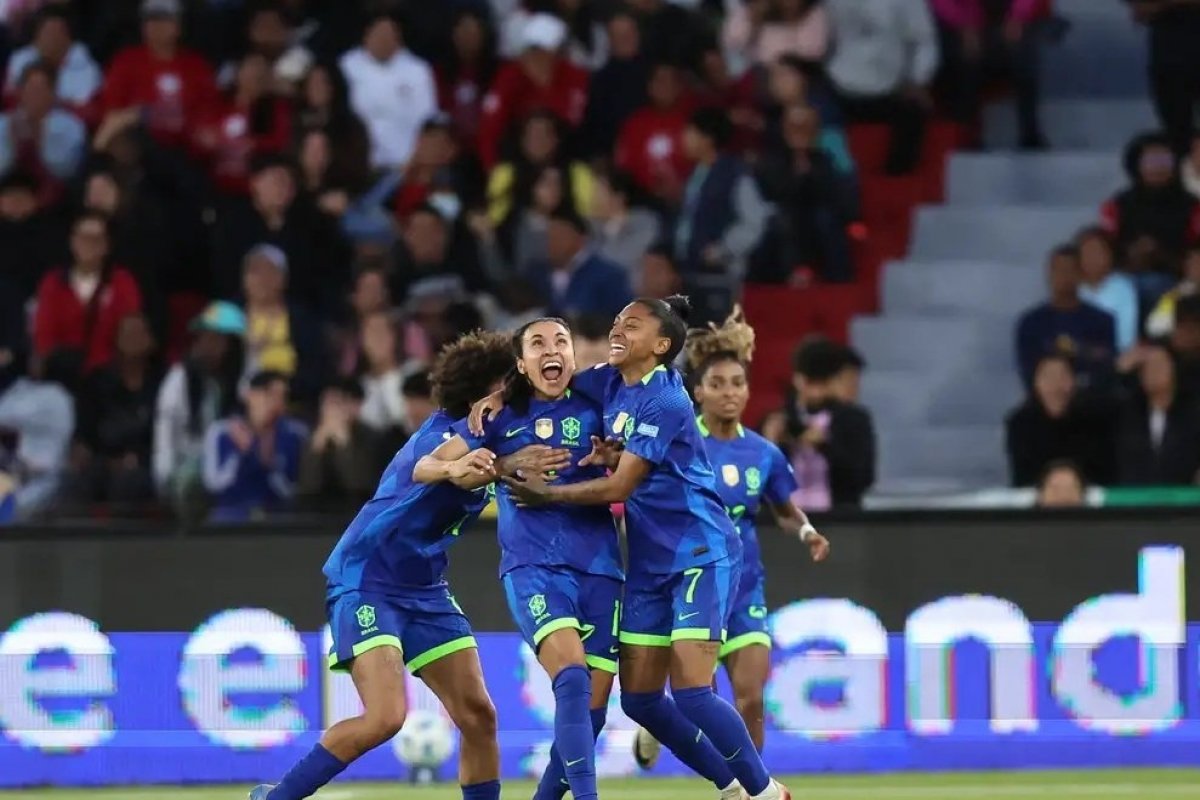 Globo fecha acordo para transmitir Copa do Mundo Feminina de 2027