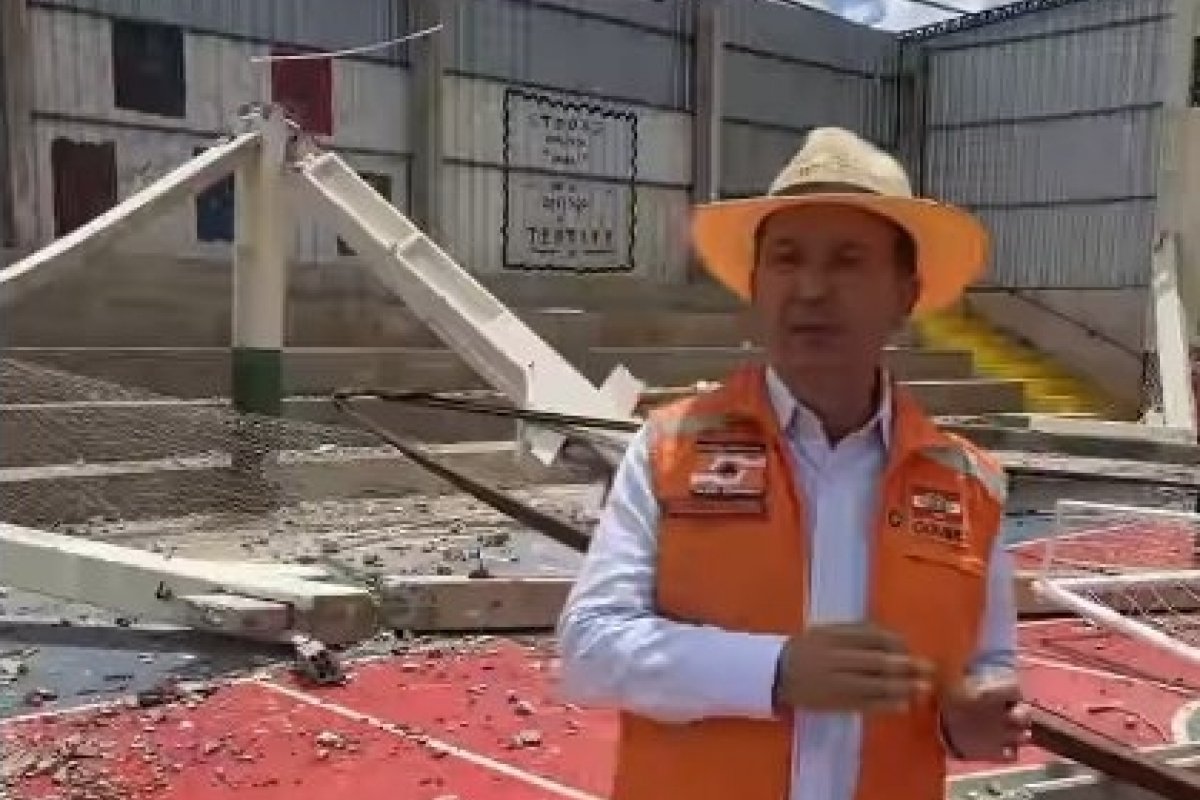 Governo de Santa Catarina anuncia construção de bunkers em escolas após tornado