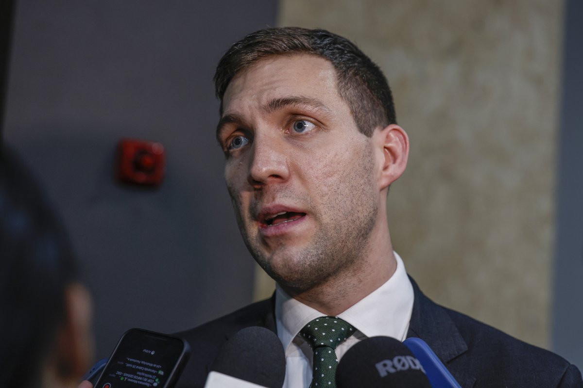 O mais arriscado seria não apoiar o TFFF, diz ministro climático da Noruega, sobre recuo alemão