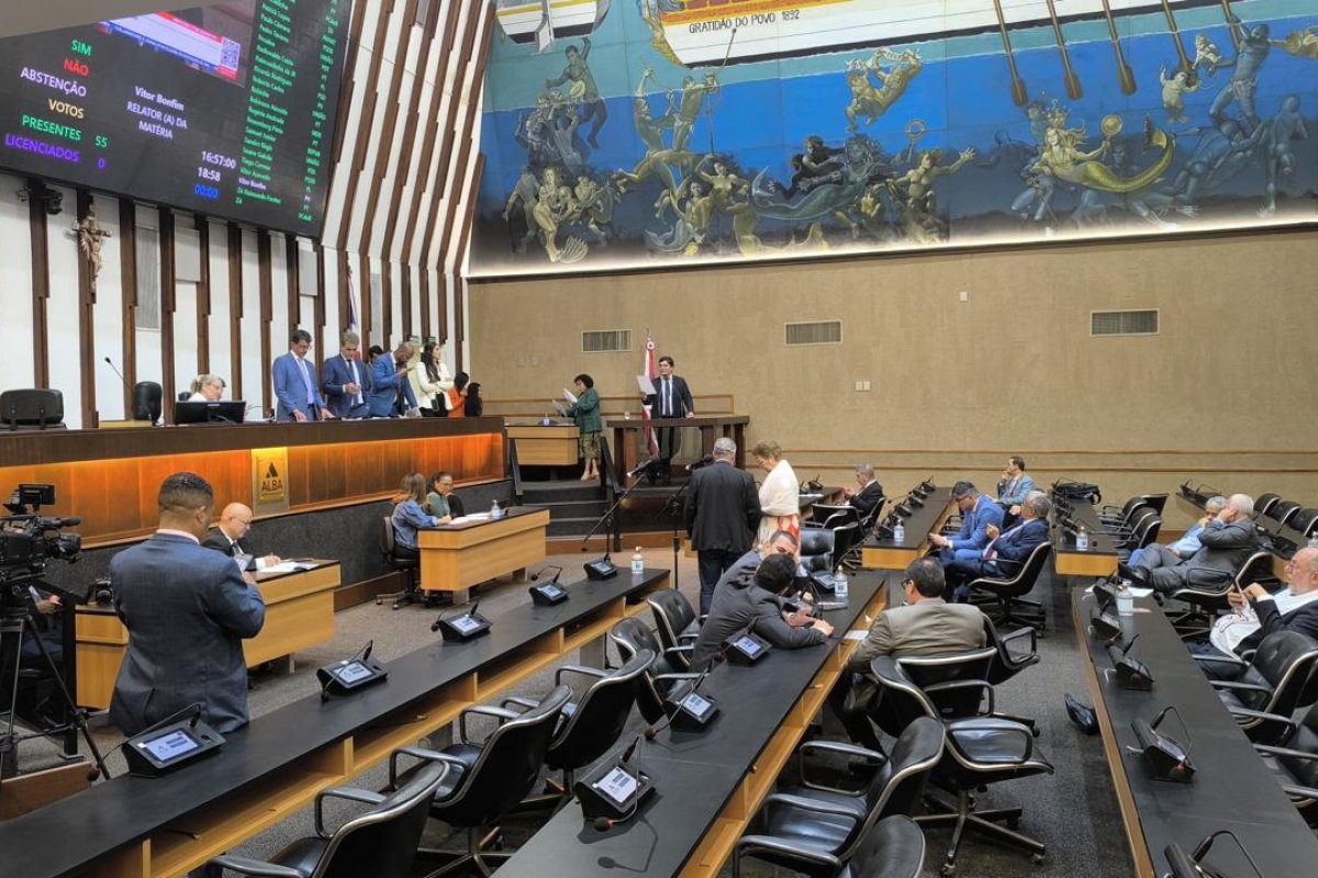 Após acordo entre líderes, Alba aprova projetos do Executivo voltados à segurança pública