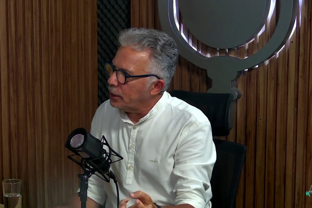 Vídeo: “Nós não fomos destituídos de coisa nenhuma", diz Ney Campello sobre saída do GT da SAF do Vitória