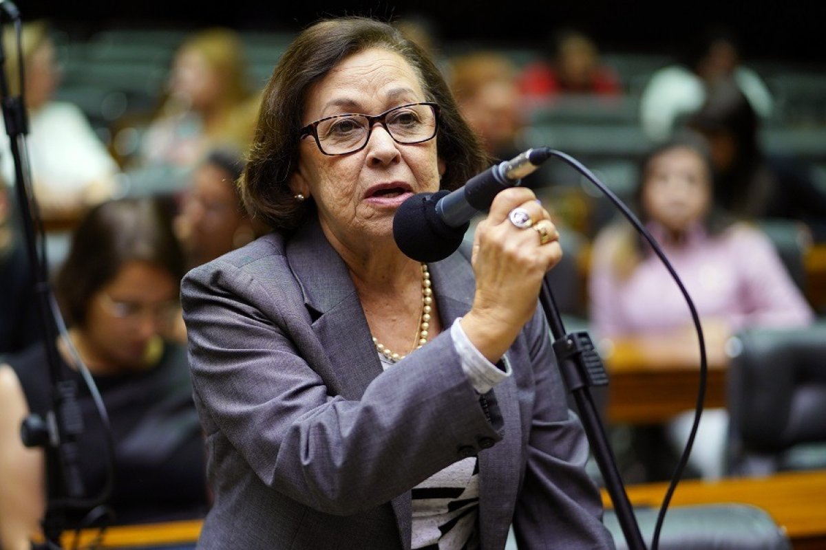  CCJ da Câmara aprova projeto que regulamenta profissão de dançarinos e coreógrafos