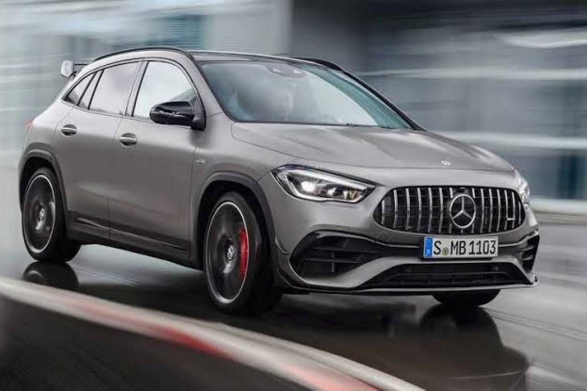 Novo Mercedes-Benz GLA 45 AMG estreia na Europa