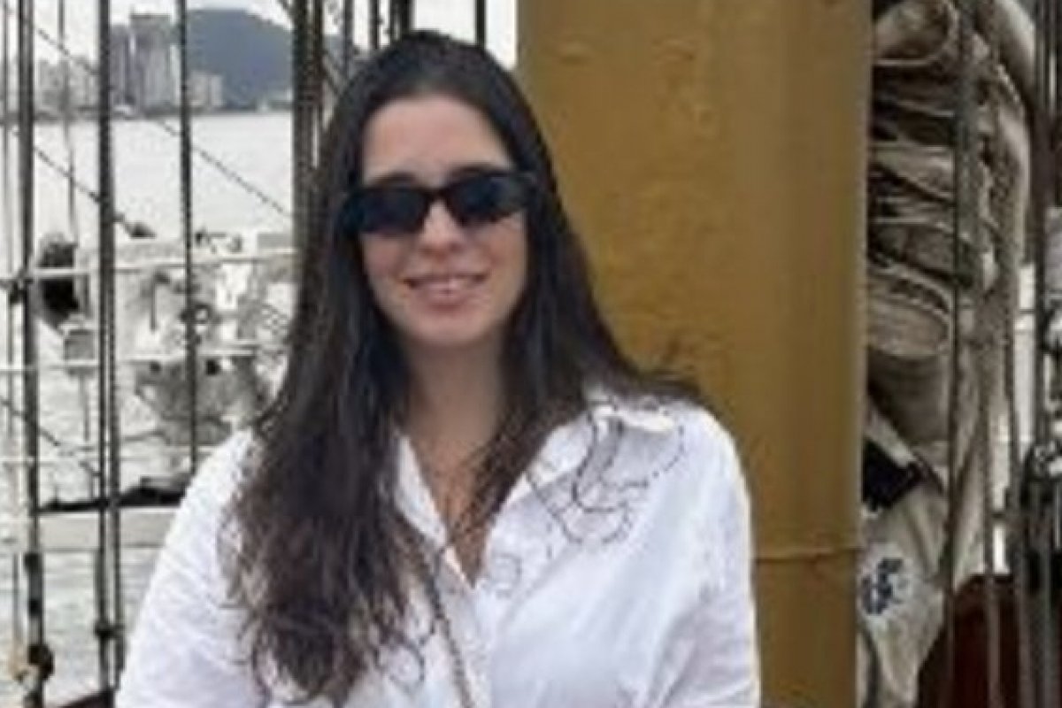 Diretora do Museu do Mar Aleixo Belov participa da Regata Santos–Rio a bordo do veleiro Cisne Branco!