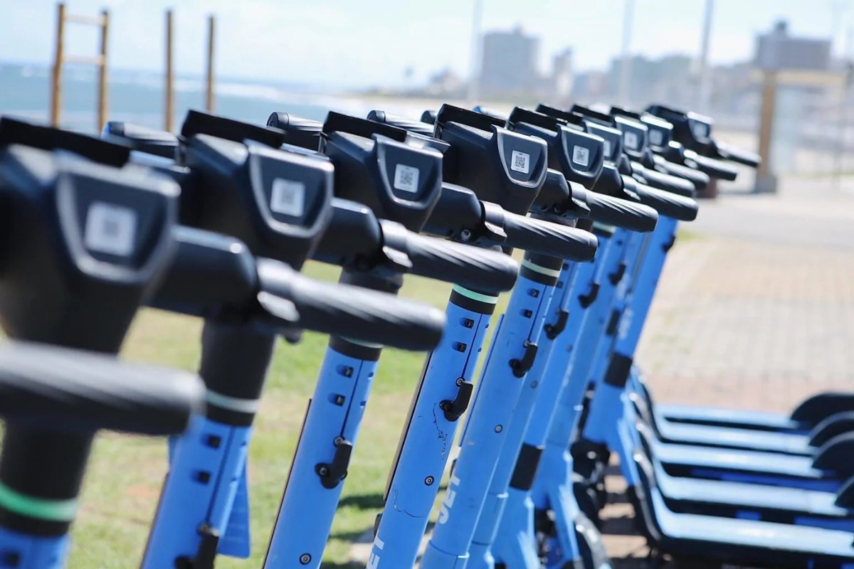 Prefeitura de Salvador expande serviço de patinetes elétricos na Cidade Baixa