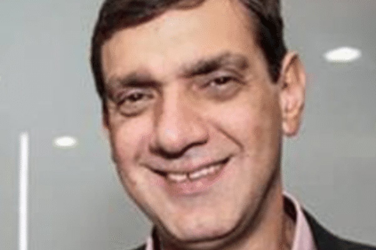 Filho de Lula recebeu policiais em buscas na casa da ex-mulher dele, diz PF