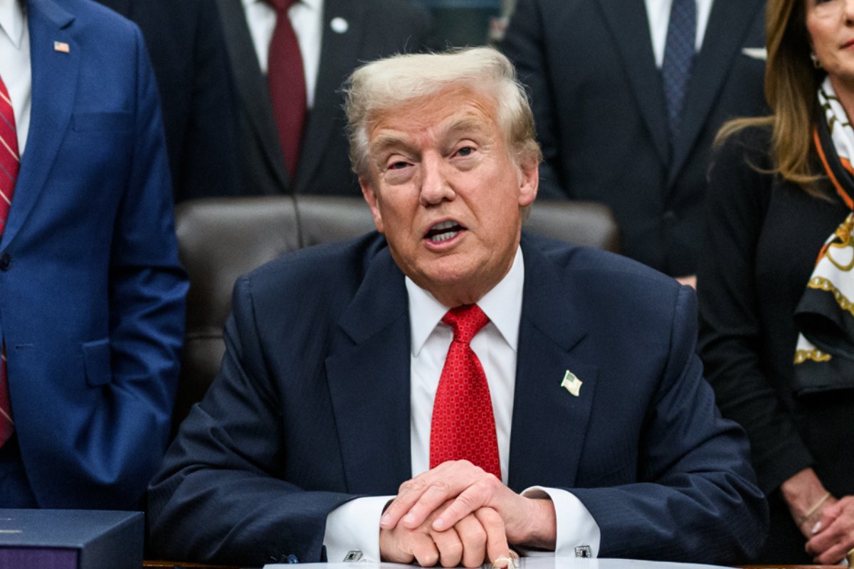 EUA anuncia operação 'Lança do Sul' para suposto combate ao narcotráfico