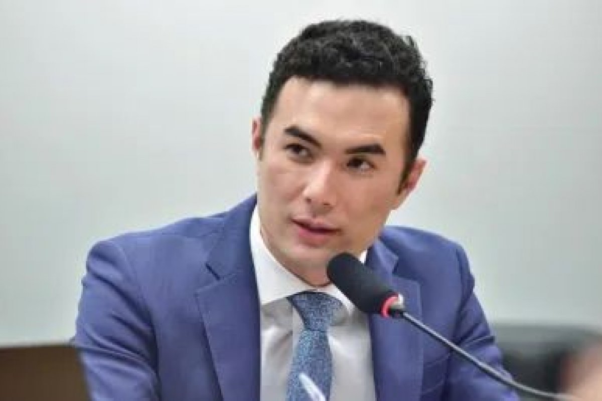 Câmara analisa projeto que endurece punições para assédio moral e sexual no trabalho