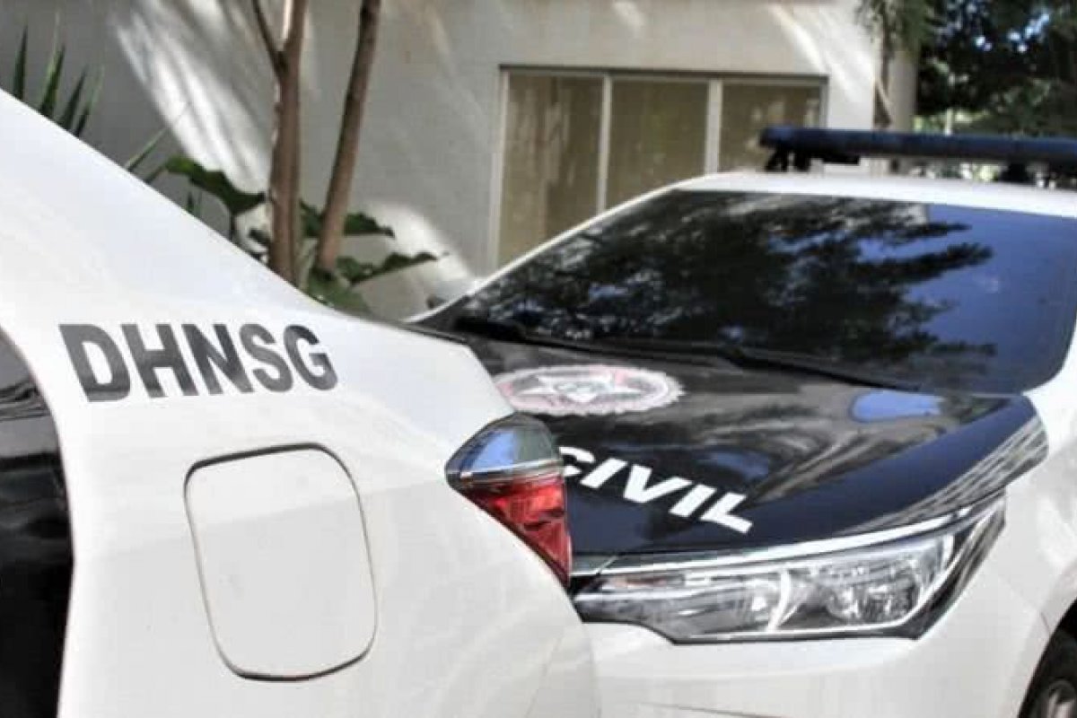 Condenado a 52 anos, pastor suspeito de estuprar sobrinhas é preso ao desembarcar de helicóptero 