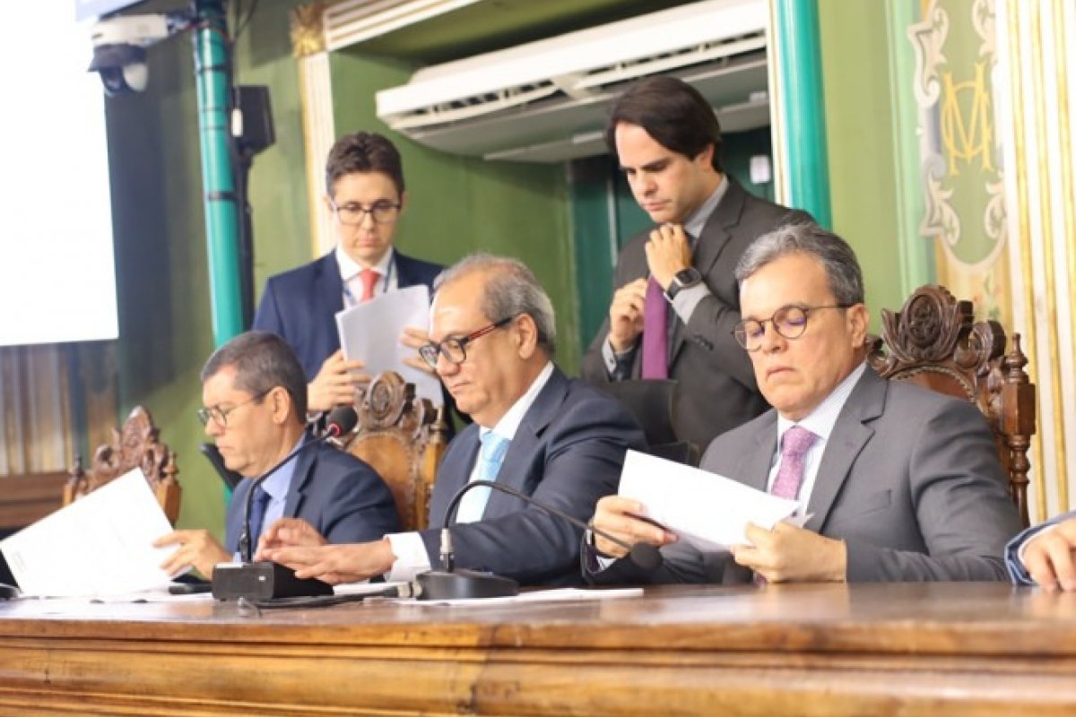 Com votos contrários da oposição, Câmara de Salvador aprova R$ 67 milhões em subsídio ao transporte público