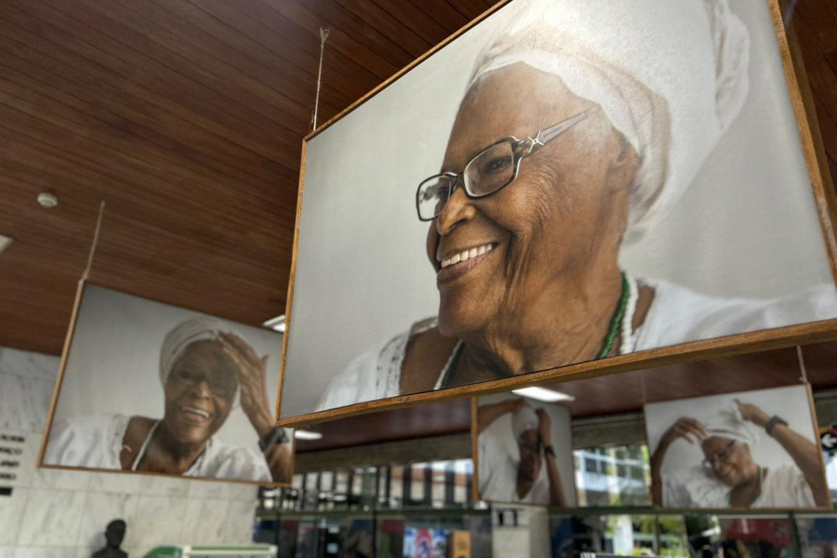 Vídeo: Exposição ‘Odé Kayodê’ abre Semana Cultural de homenagem a Mãe Stella de Oxóssi