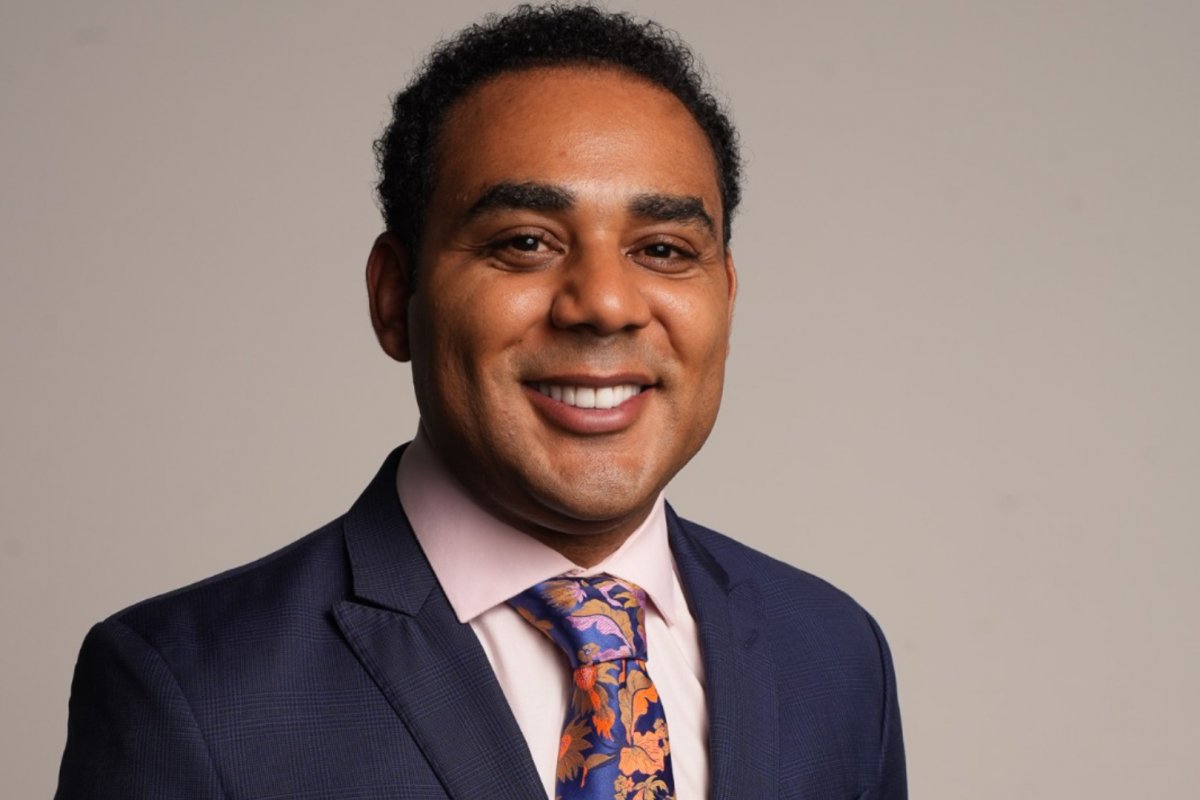 "A grande mensagem que quero deixar é de que nós não somos predestinados a dar errado, a ser violentos ou marginais", afirma Gilson Rodrigues sobre 'O Filho da Mudança'