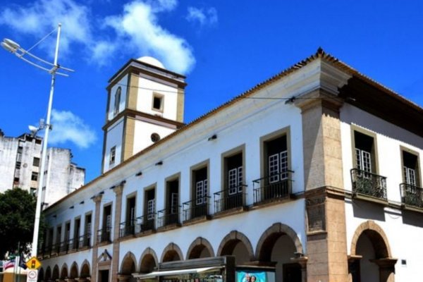 [Câmara de Salvador quer ligar Barra ao Subúrbio pelo mar, para reduzir engarrafamento nas ruas; entenda]