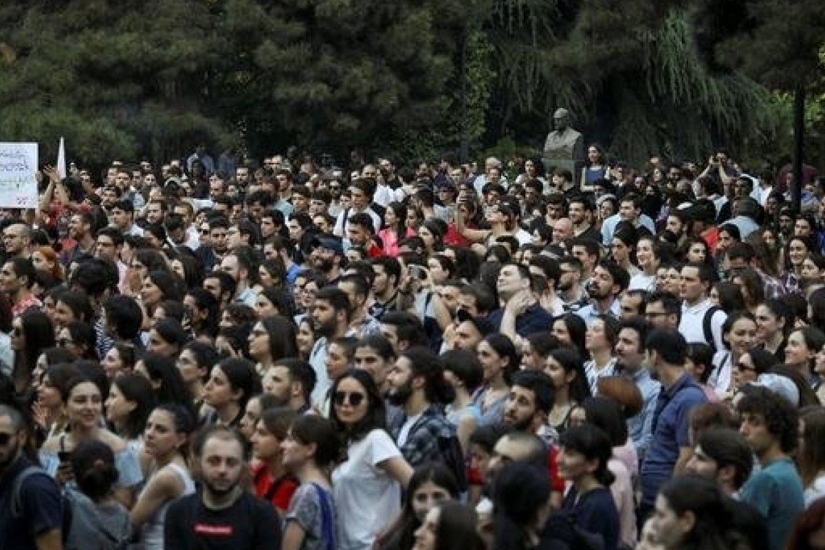 Geórgia tem segunda noite de protestos