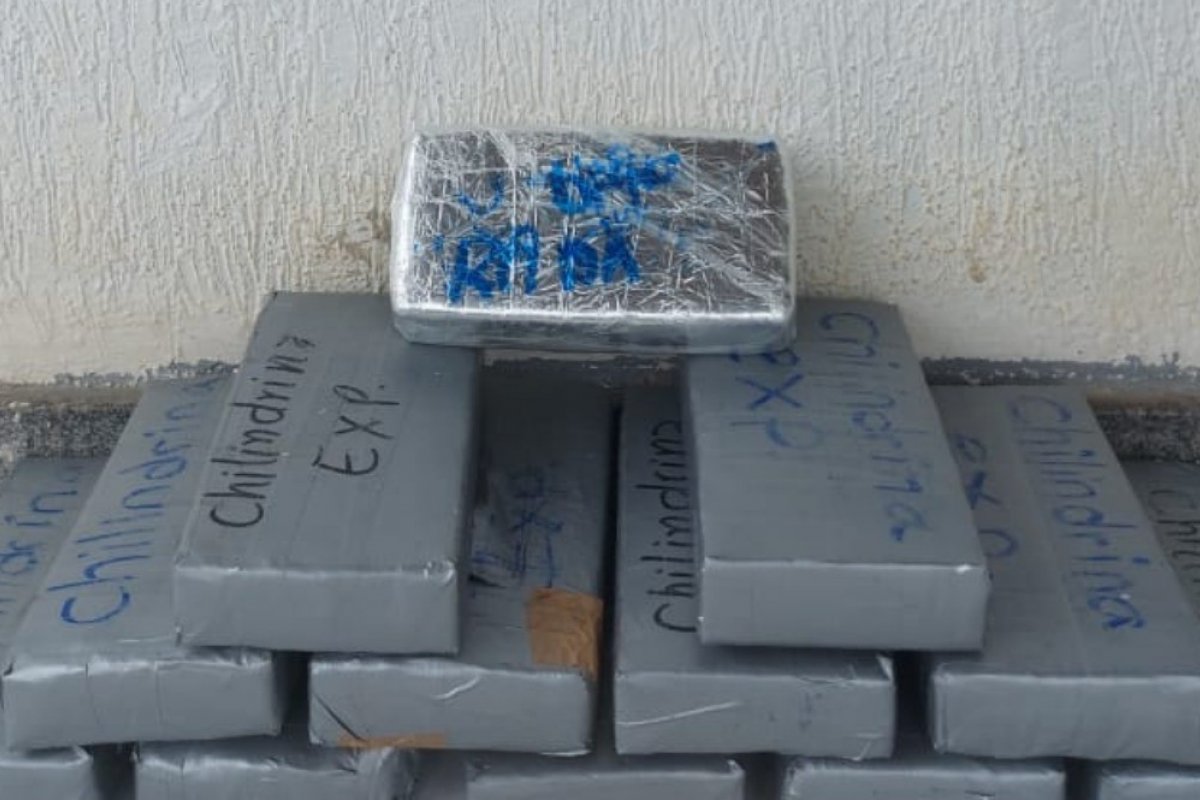 PM apreende mala com drogas em ônibus interestadual na Bahia