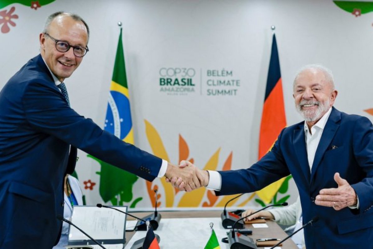 Lula se reúne com chanceler alemão após declarações polêmicas sobre Belém durante a COP30