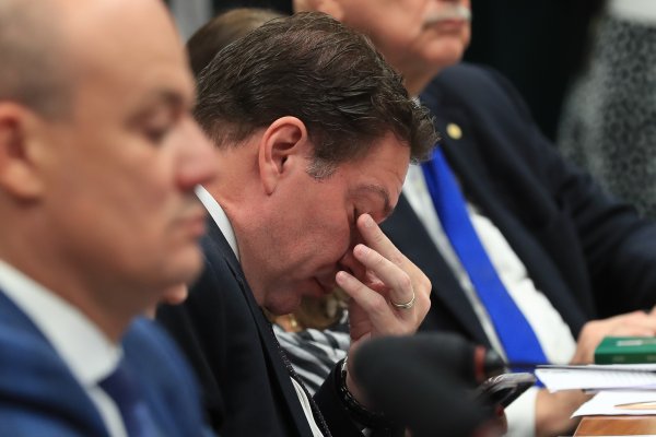 [Após deixar o Brasil clandestinamente, Ramagem tem prisão decretada por Moraes]