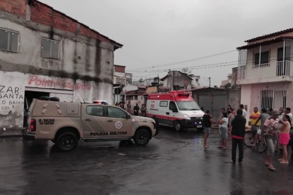 [Menino de 10 anos morre atropelado por caminhão-pipa no interior da Bahia]