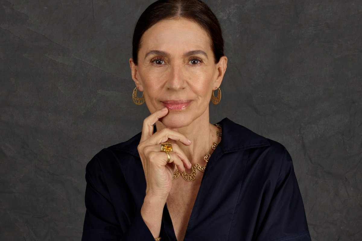 Flora Gil é a estrela da retrospectiva que Junia Machado apresenta no Fasano Salvador!