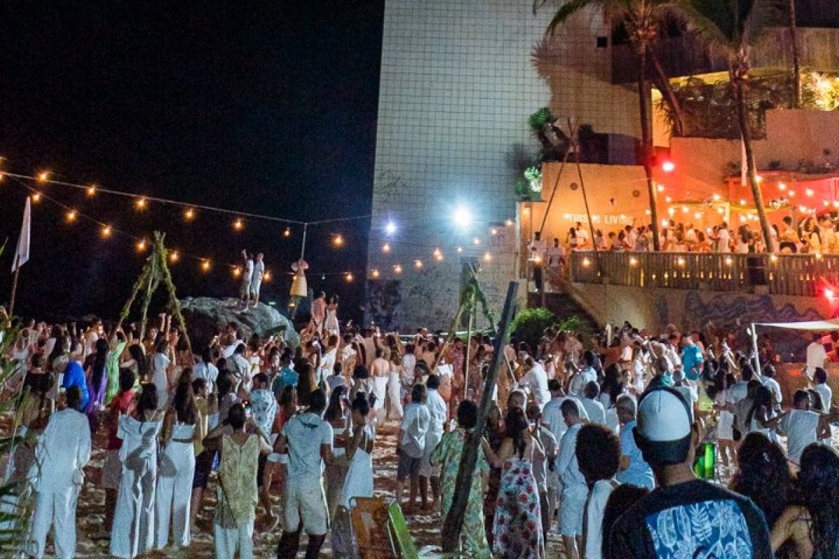Réveillon Pé na Areia no Blue Praia oferecerá virada premium à beira-mar!