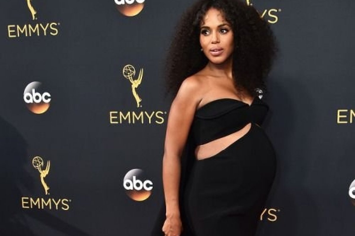 Como ser elegante em ocasiões de gala na gravidez